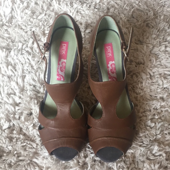 Pink Studio Wedges 🧜🏻‍♀️ - Picture 3 of 4